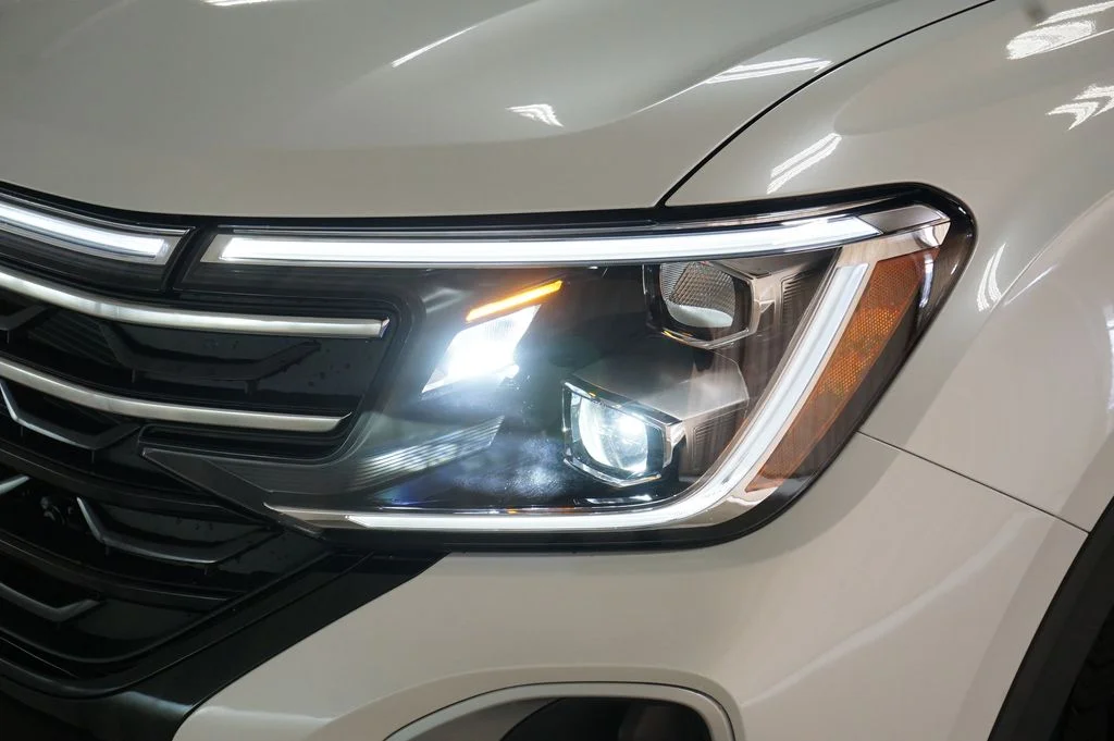 New 2026 Opal White Volkswagen 2.0T Peak Edition image 35