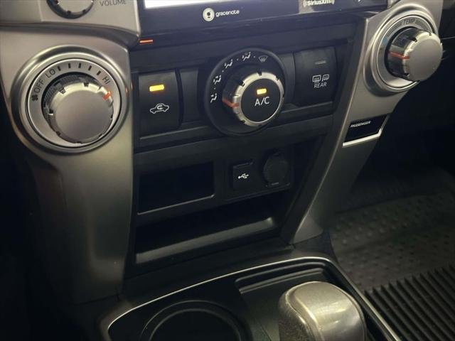 Certified Used 2023 ICE CAP Toyota  image 26