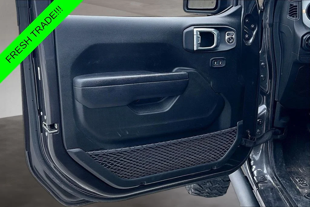 Used 2024 Gray Jeep Sport image 19
