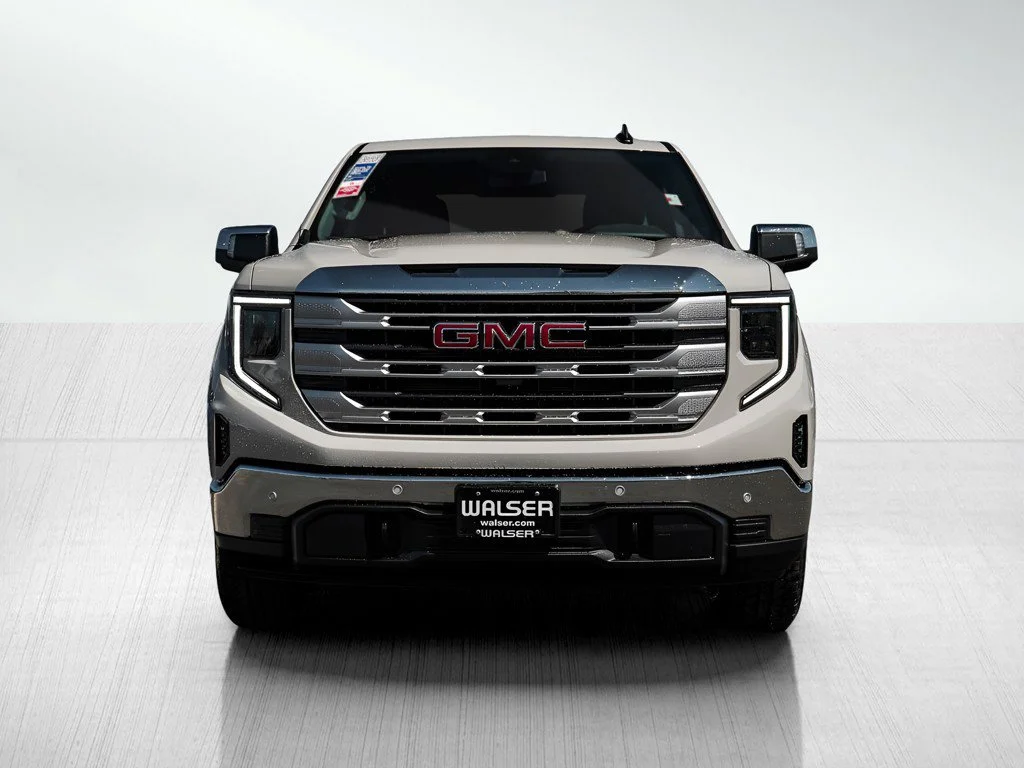 2026 GMC Sierra 1500 SLE - Photo 2