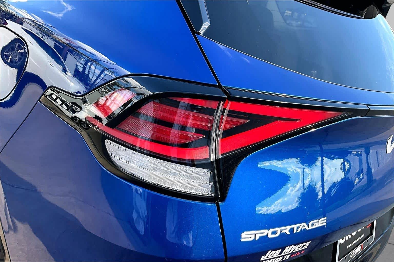 Used 2023 Sapphire Blue Kia SX-Prestige image 26