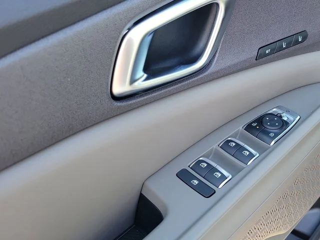 New 2026 Ivory Silver Kia EX image 6