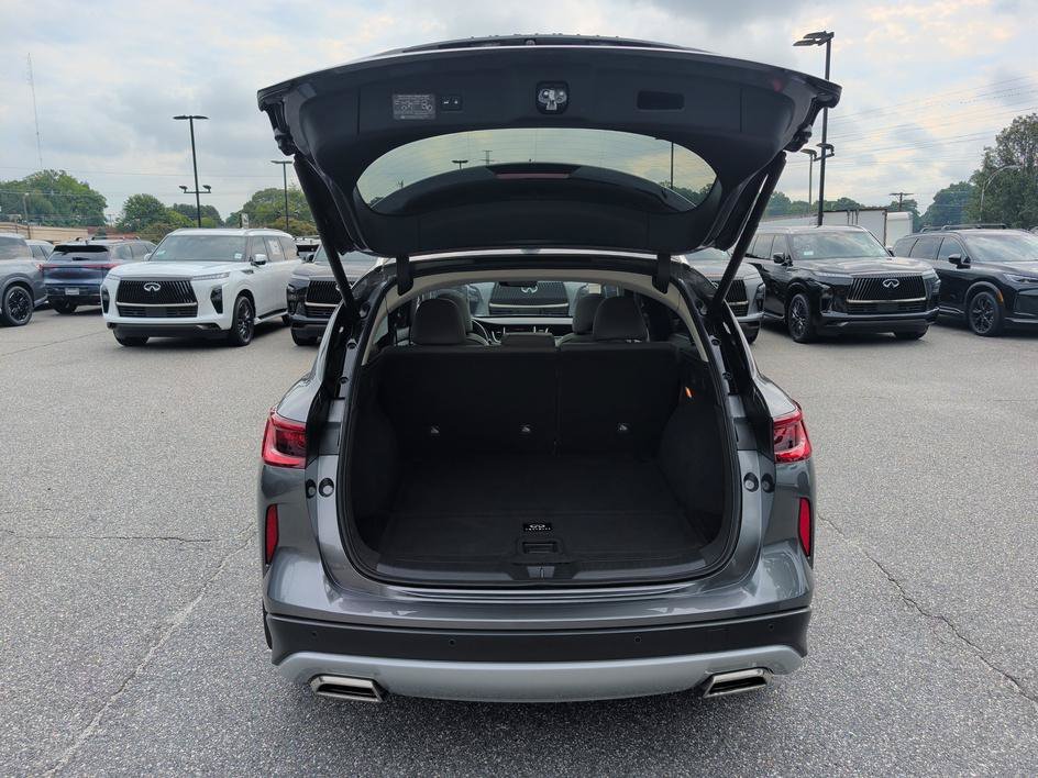 Used 2024 Graphite Shadow INFINITI LUXE image 15