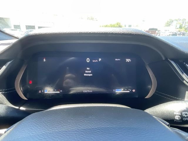 Used 2022 Silver Jeep Altitude image 20