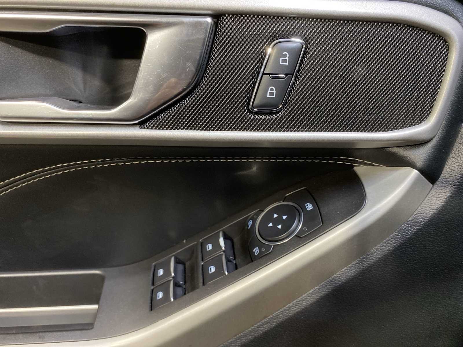 Used 2022 Carbonized Gray Metallic Ford XLT image 23