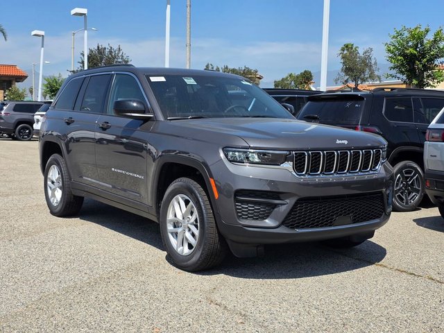 2026 Jeep Grand Cherokee Laredo X