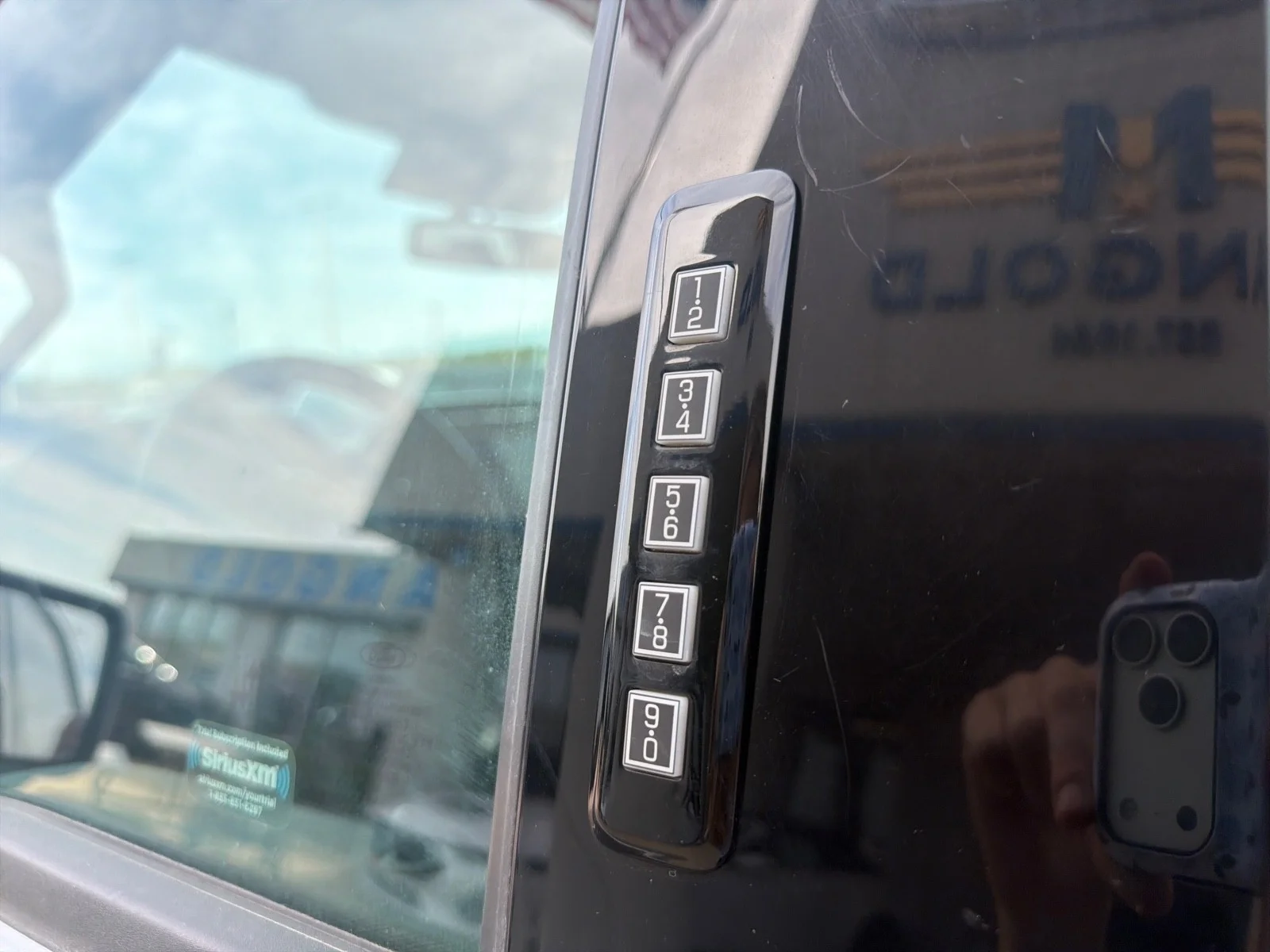 2022 Ford F-150 XLT - Photo 6