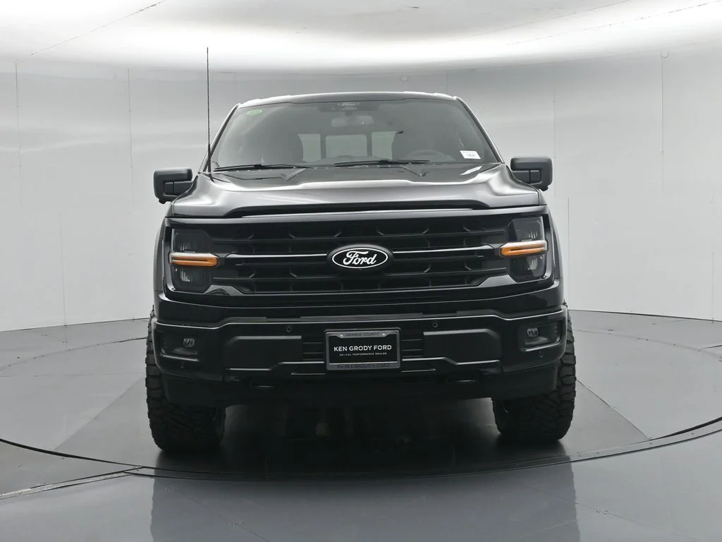 New 2026 Agate Black Metallic Ford XLT image 25