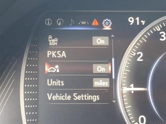 2025 Lexus ES 350 - Photo 12