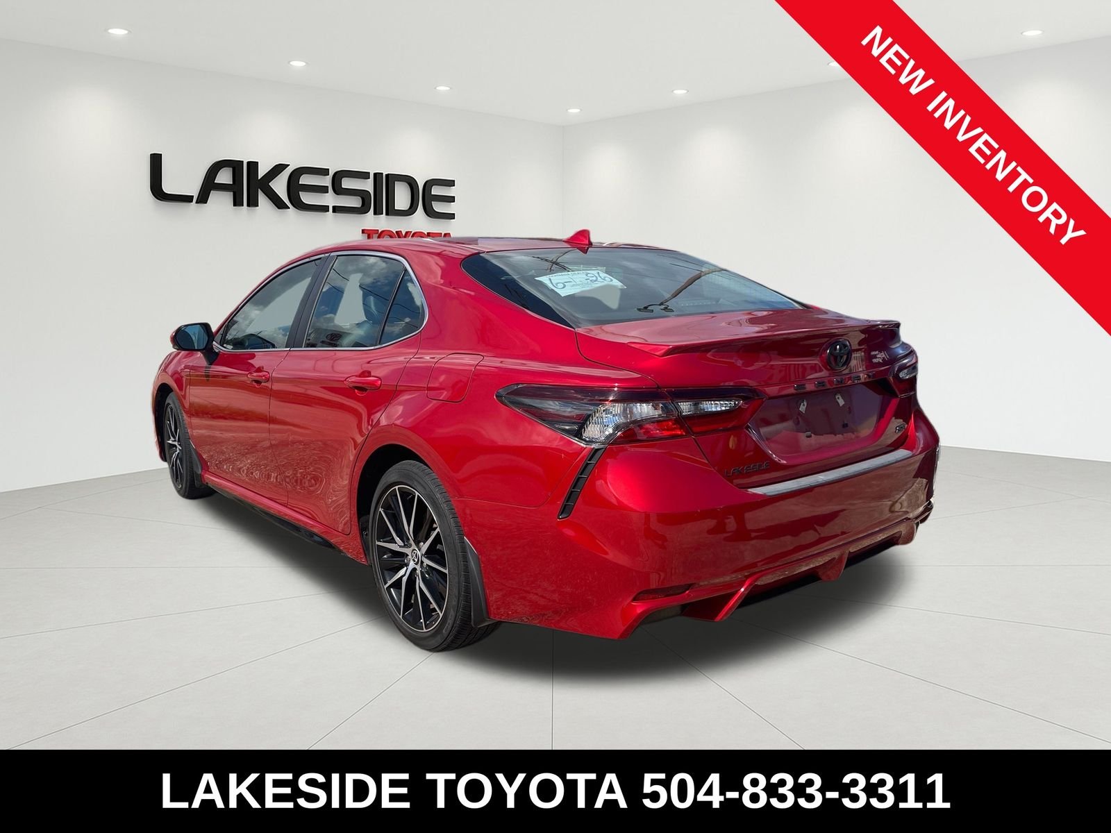 Used 2022 Red Toyota SE image 3