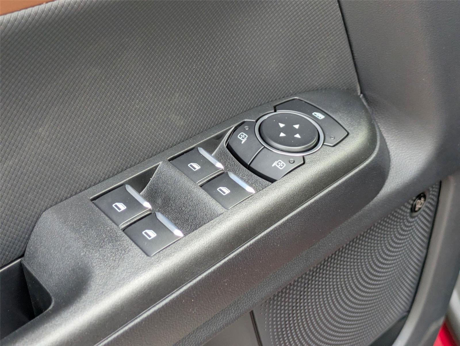 New 2025 Ruby Red Metallic Tinted Clearcoat Ford Outer Banks® image 12
