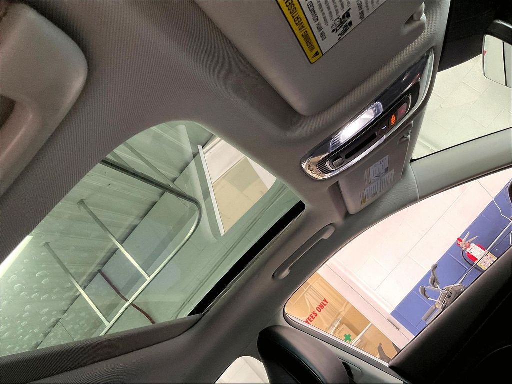 Used 2024 White Hyundai Limited image 21
