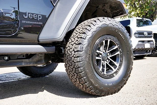 New 2026 Black Clear-Coat Exterior Paint Jeep Willys image 9