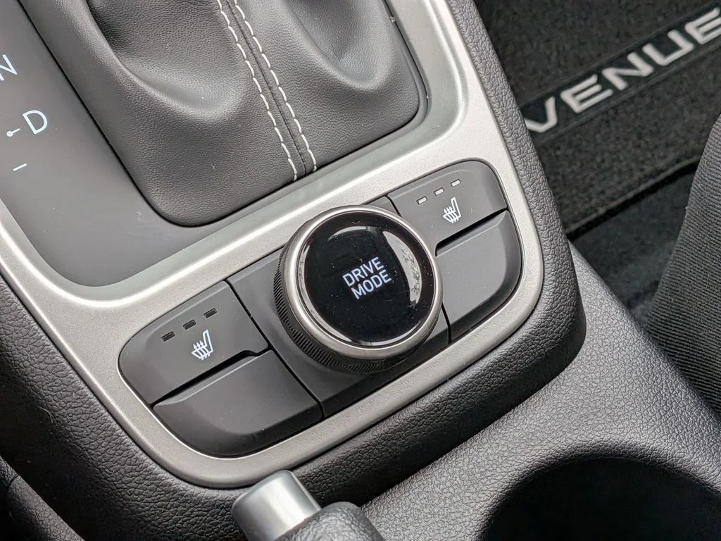 New 2026 Gray Hyundai SEL image 23