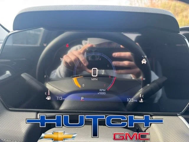New 2026 Summit White Chevrolet LT image 20
