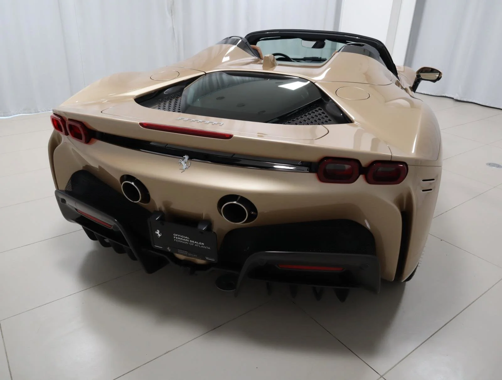 Used 2022 Extra Sample Ferrari  image 38
