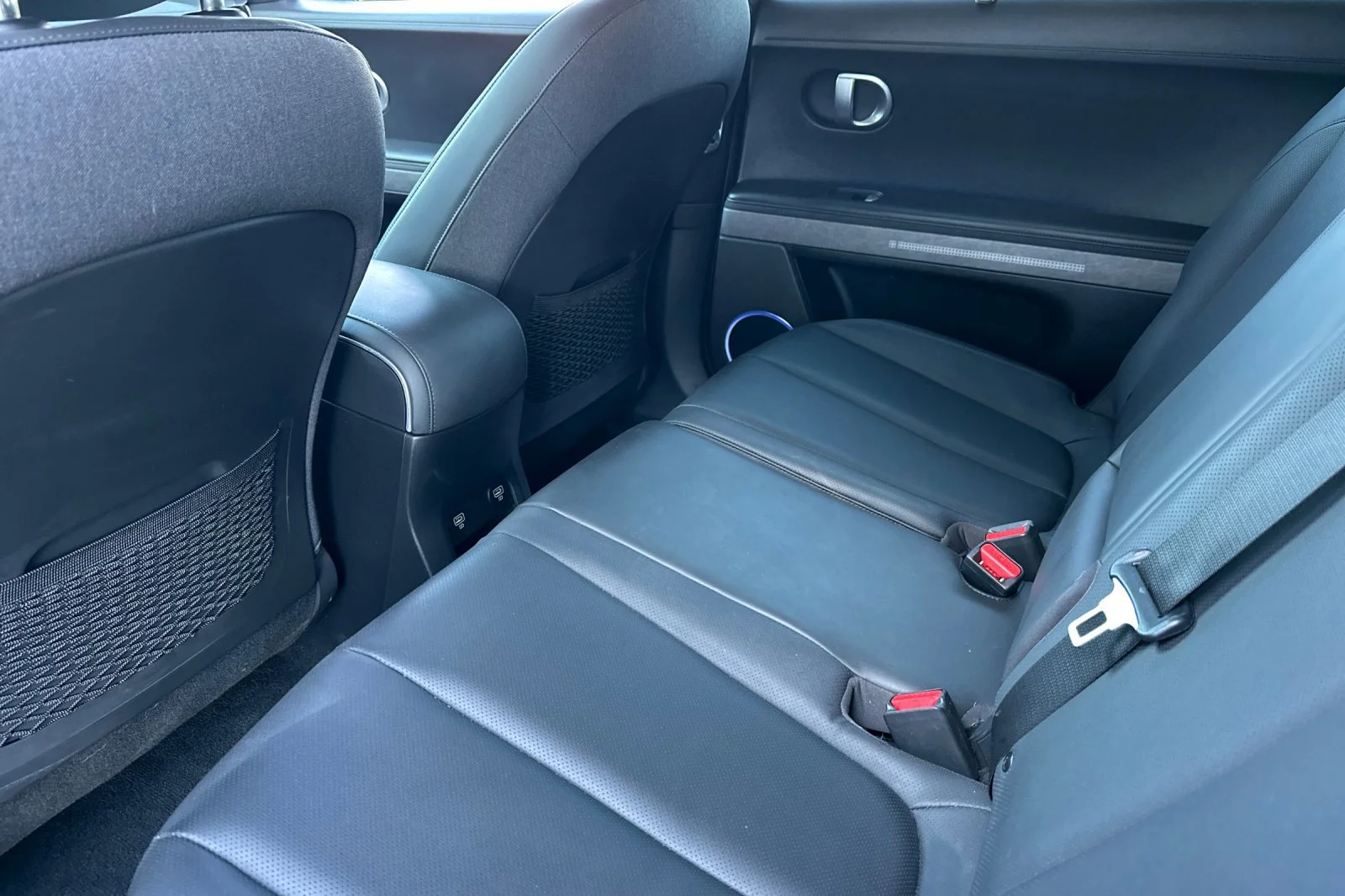 Used 2024 Abyss Black Hyundai Limited image 12