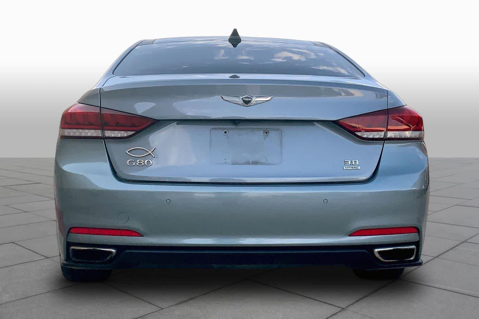Used 2017 Parisian Gray Metallic Genesis 3.8L image 5