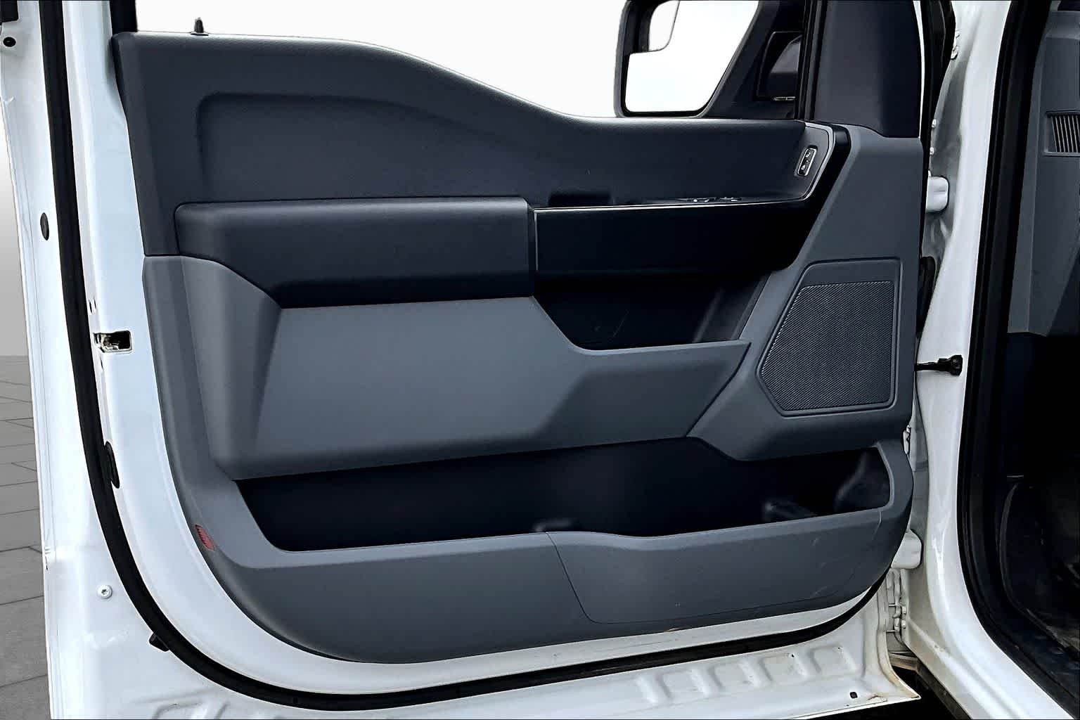 Certified Used 2023 Oxford White Ford XL image 17