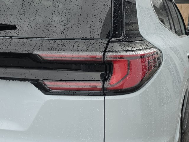 2026 GMC Acadia Denali - Photo 8