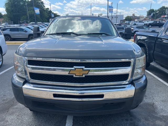 Used 2011 Gray Chevrolet LS image 2
