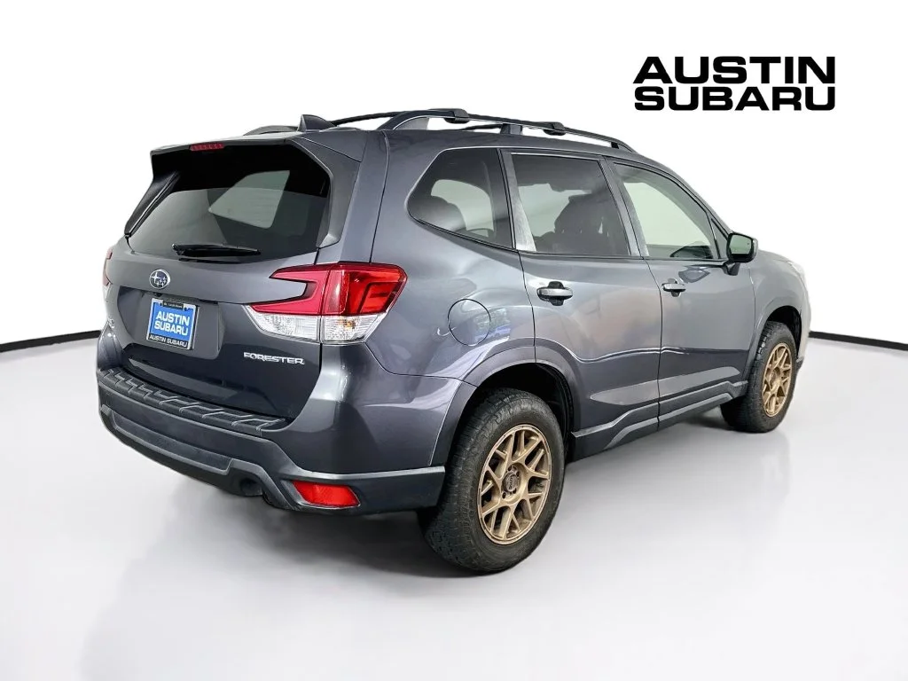 Used 2021 Gray Subaru Premium image 7