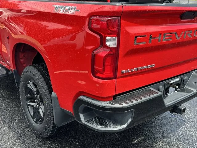 Used 2020 RED HOT Chevrolet Custom Trail Boss image 11