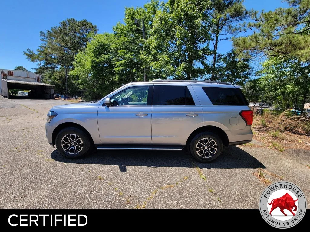 Used 2023 Silver Ford XLT image 3
