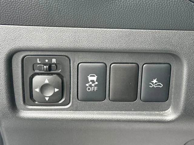 Used 2024 Blue Mitsubishi ES image 39