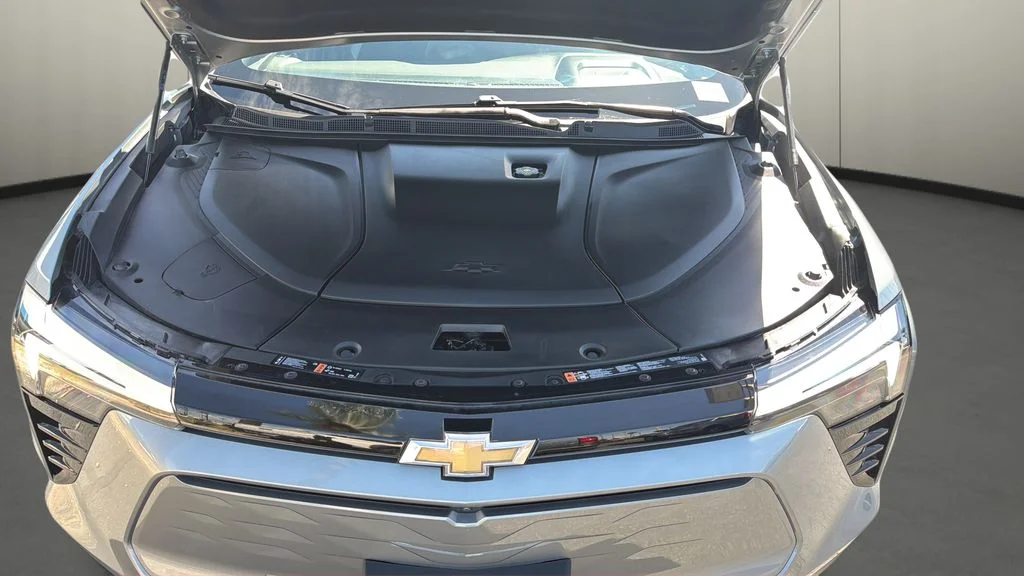 Used 2024 Gray Chevrolet LT image 33