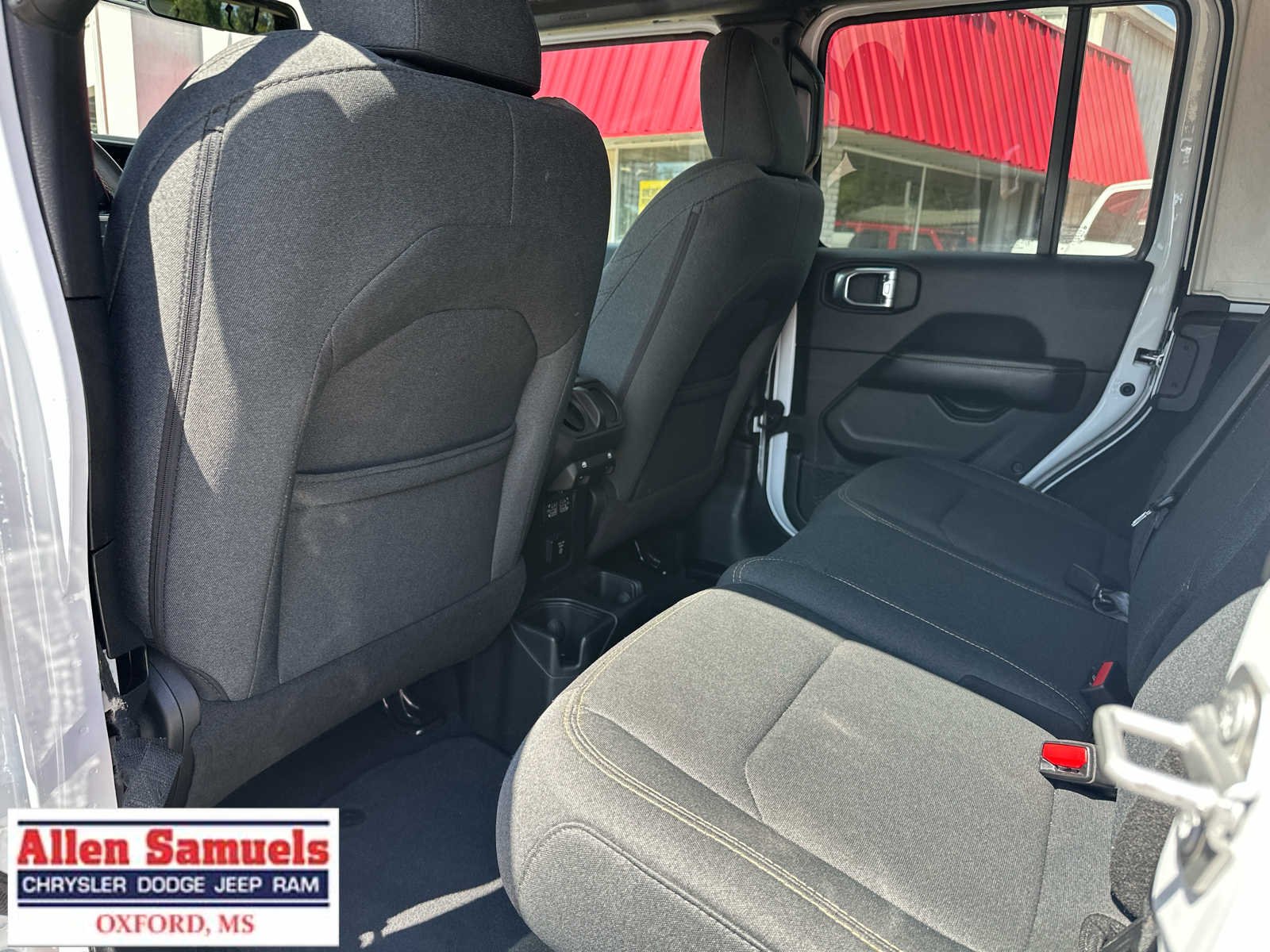 Certified Used 2025 Bright White Clearcoat Jeep Sahara image 12