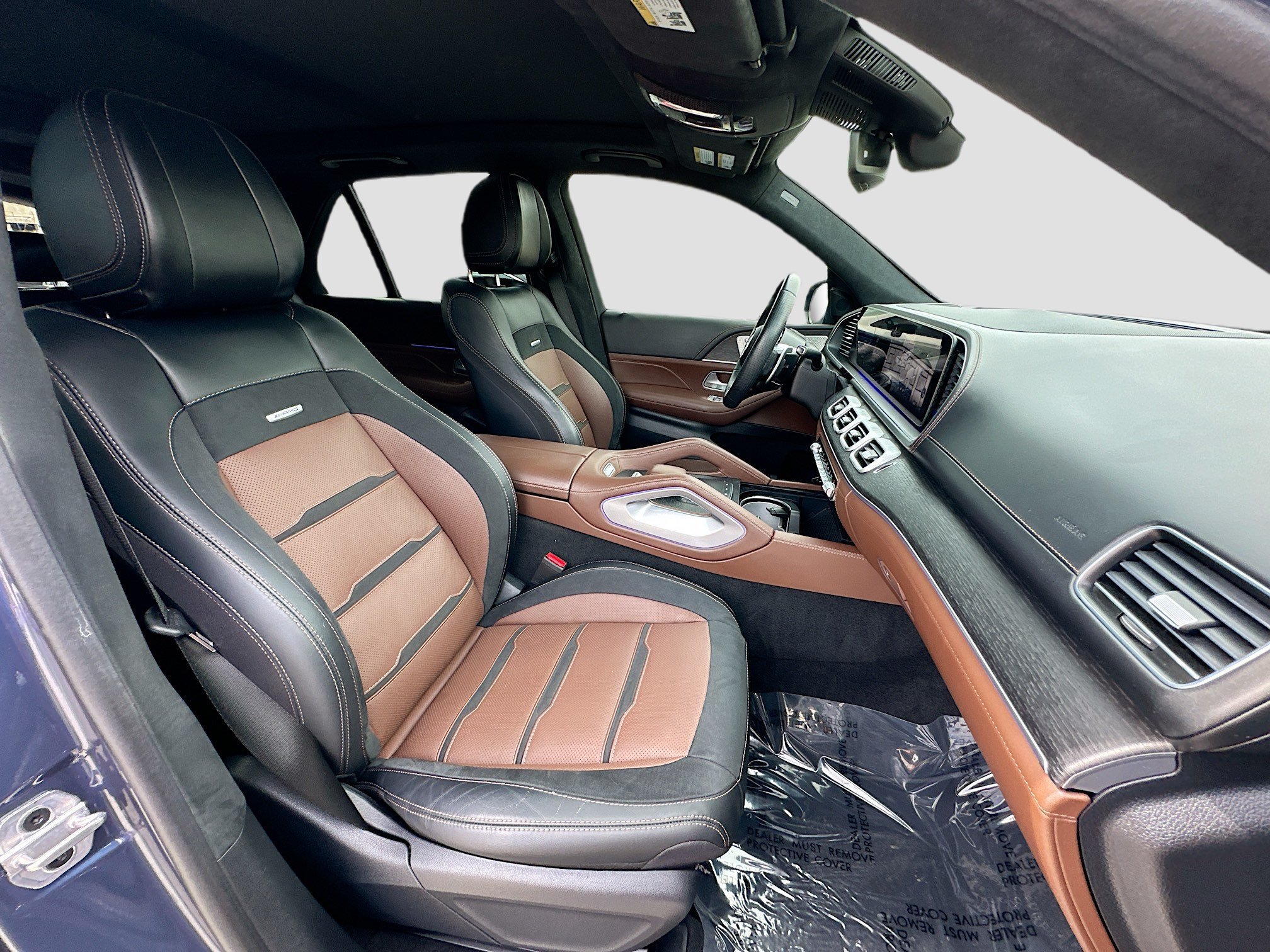 Used 2024 Twilight Blue Metallic Mercedes-Benz AMG® GLE 63 S image 26