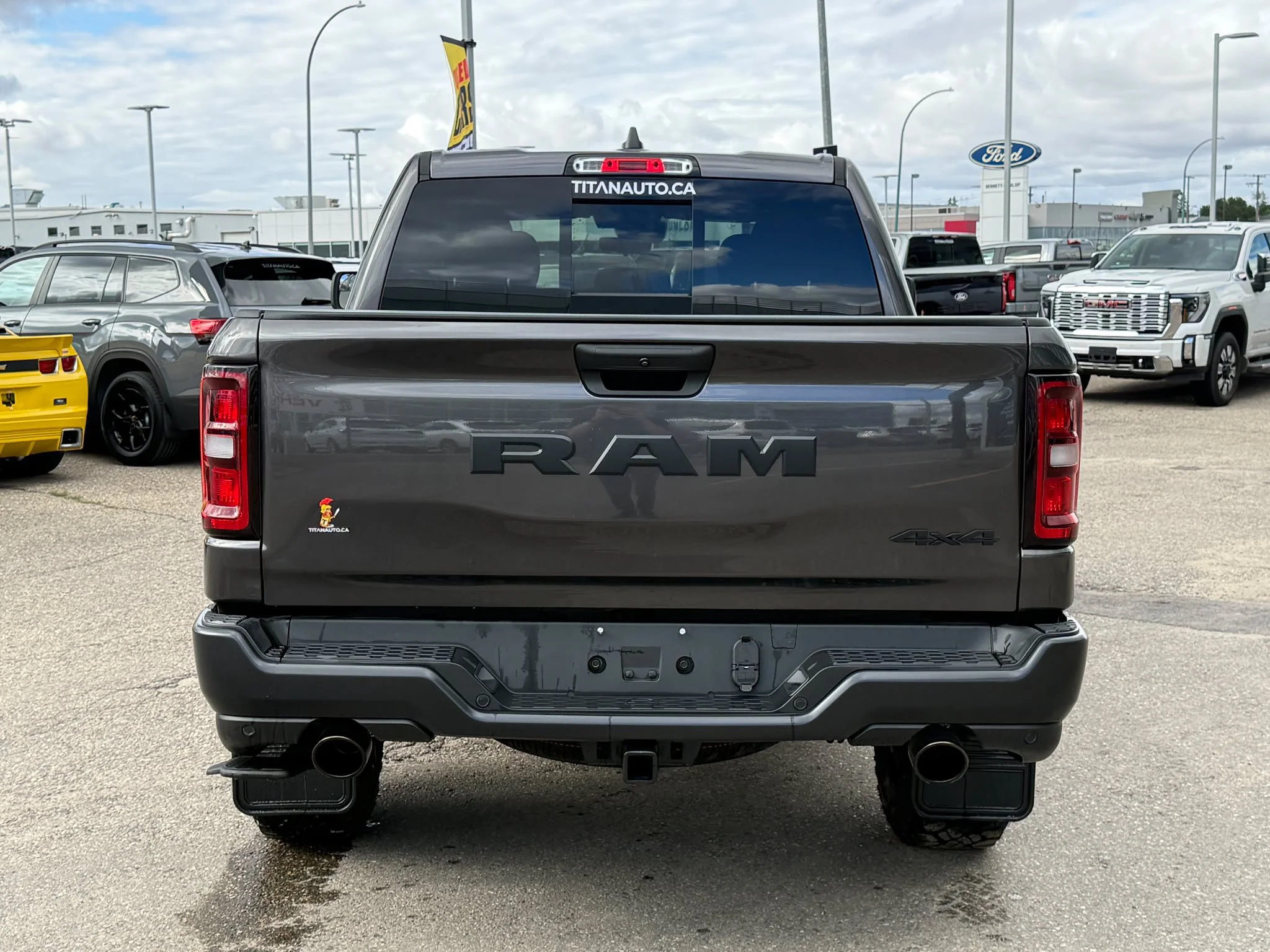 Certified Used 2026 Granite Crystal Metallic Ram Warlock 4x4*6 Pass | 3.0L I6 | 33in Tires | Adaptive Cruise | Remote Start | Park Assist image 24