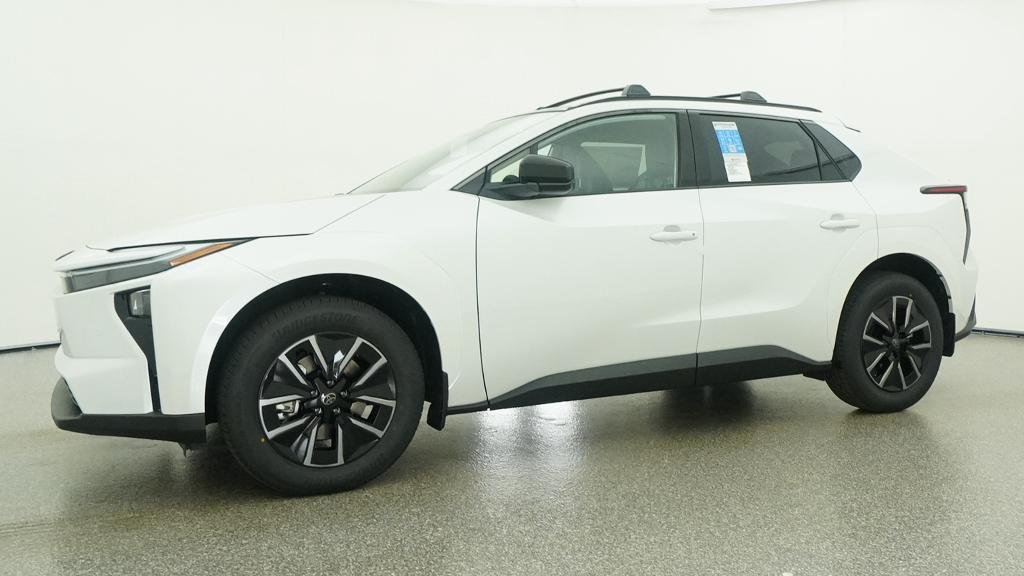 New 2026 Wind Chill Pearl Toyota XLE image 36