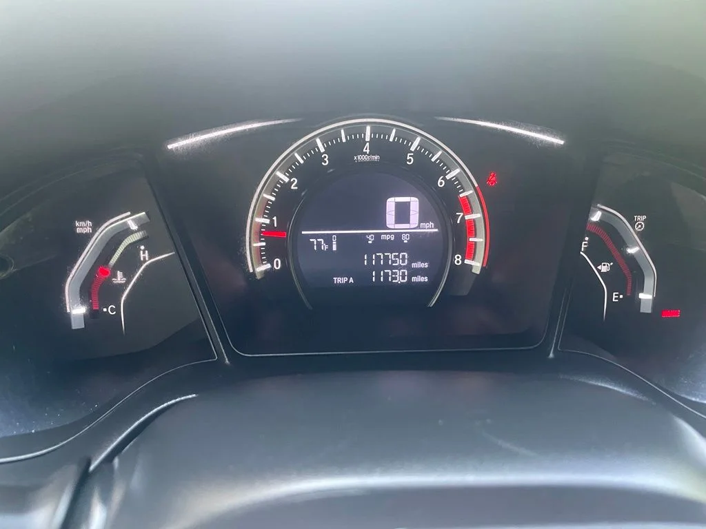 2018 Honda Civic Hatchback LX - Photo 15