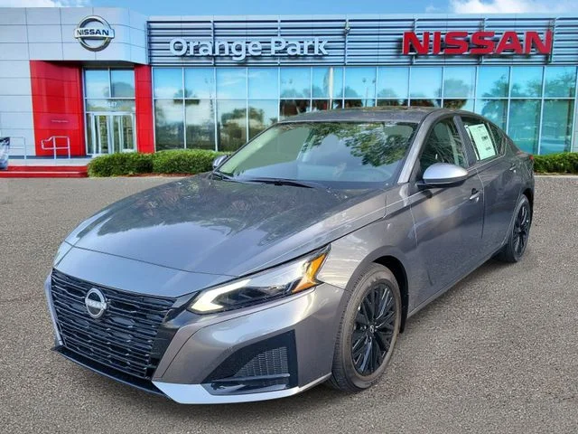 New 2026 Gray Nissan 2.5 SV image 4