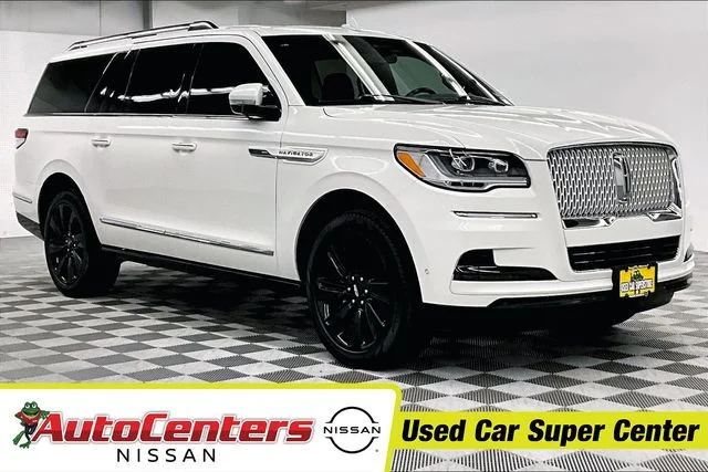 2023 Lincoln Navigator L Reserve's photo