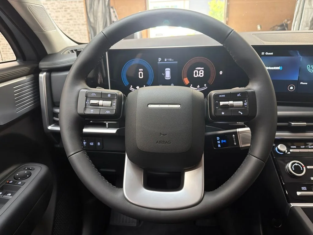 New 2027 Shimmering Silver Hyundai SE image 20
