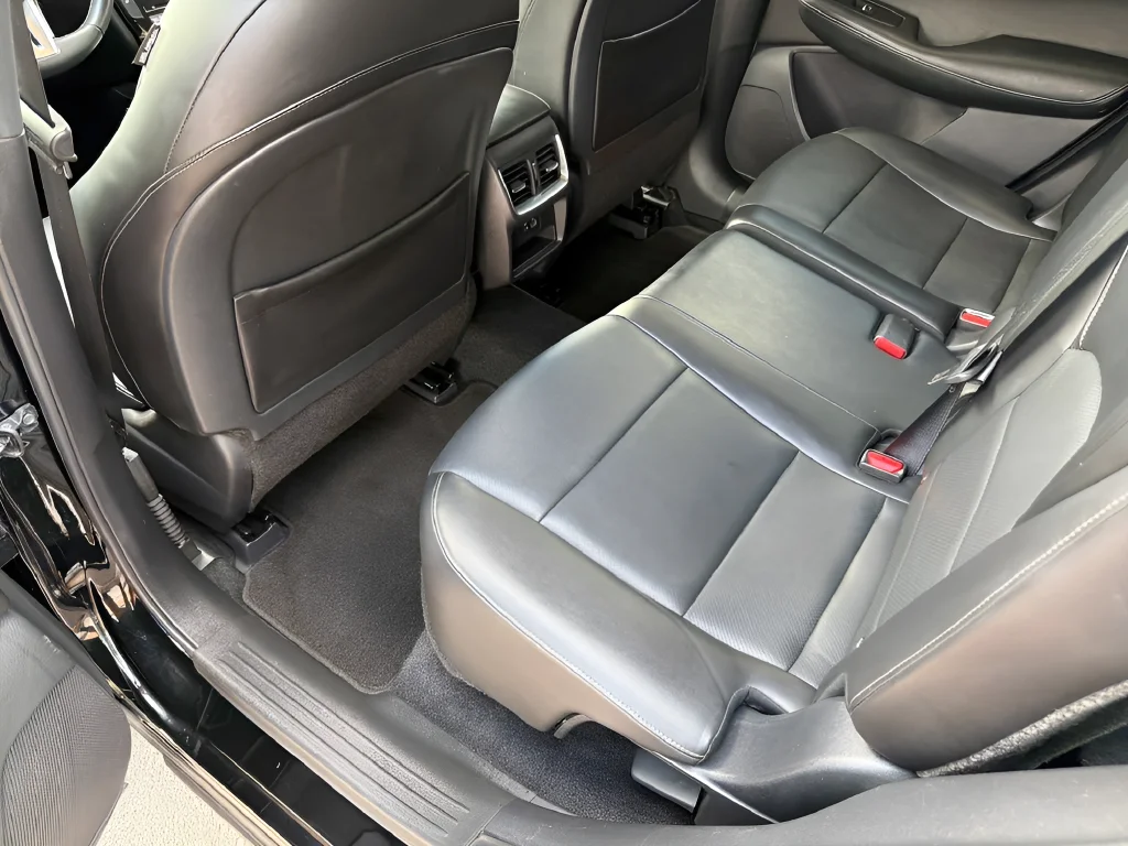 Used 2024 Black INFINITI LUXE image 35