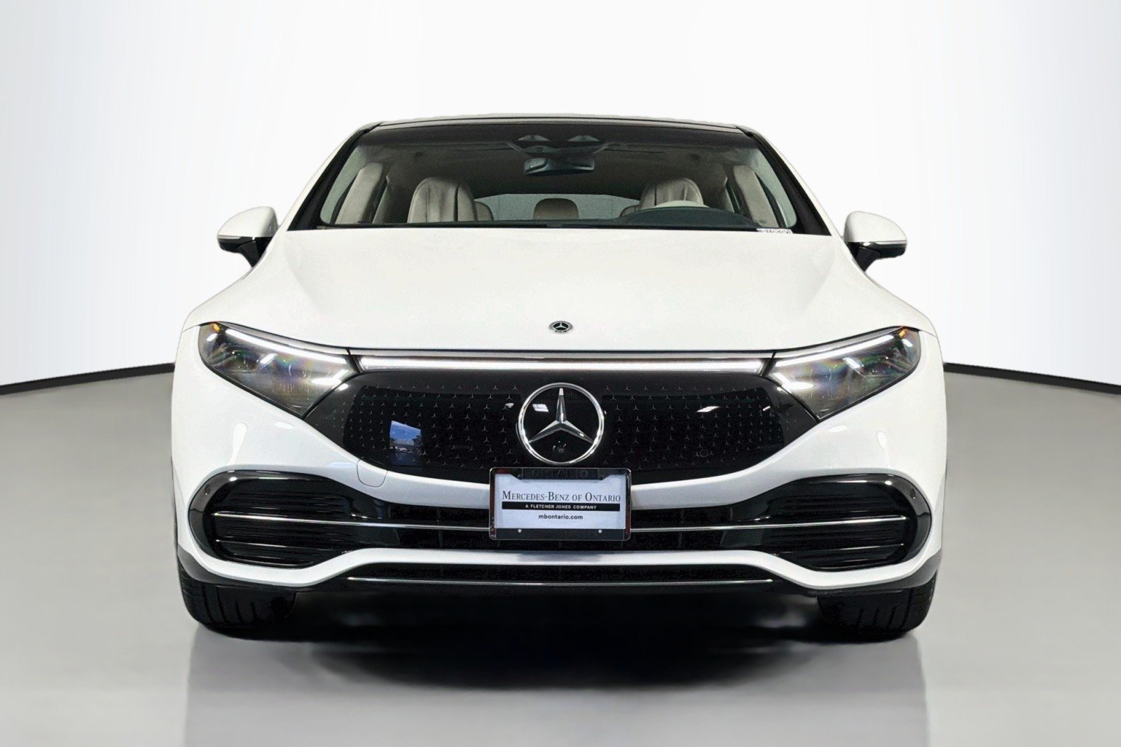 Certified Used 2024 Polar White Mercedes-Benz 450+ image 2