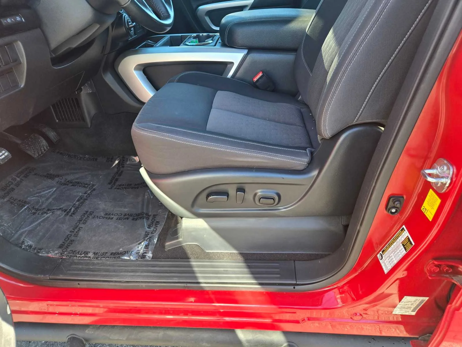 Used 2023  Nissan SV image 25