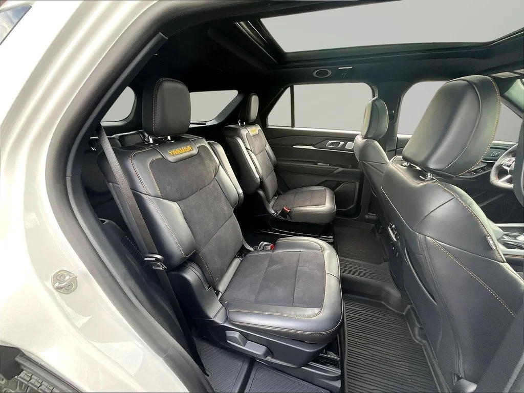 New 2026 Star White Metallic Tri-Coat Ford Tremor® image 9