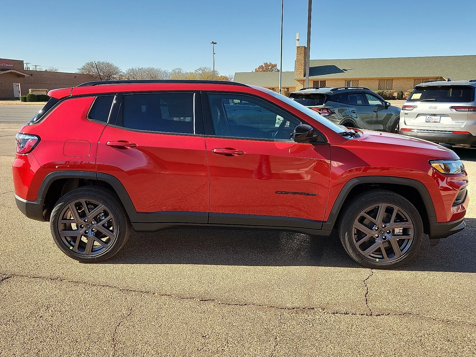 New 2026 PR6 Red Hot Pea Jeep LATITUDE ALTITUDE 4X4 image 5