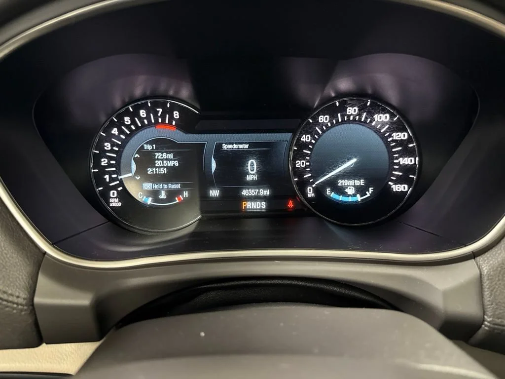Used 2017 Blue Lincoln Reserve image 24