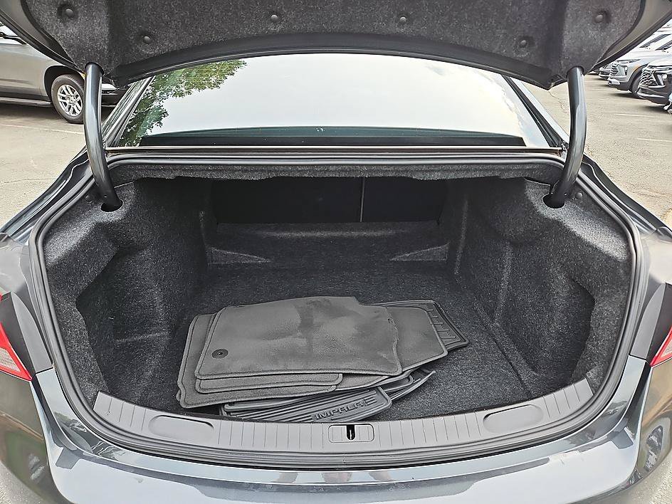 Used 2018 Nightfall Gray Metallic Chevrolet LT image 11