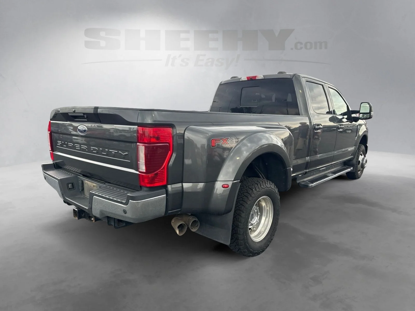 Used 2020 Gray Ford Lariat image 11