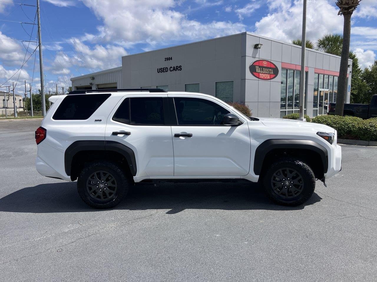 Used 2025 White (Ice Cap) Toyota SR5 image 6