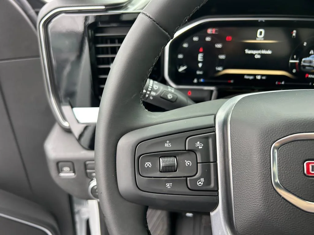 New 2026 Summit White GMC SLE image 13