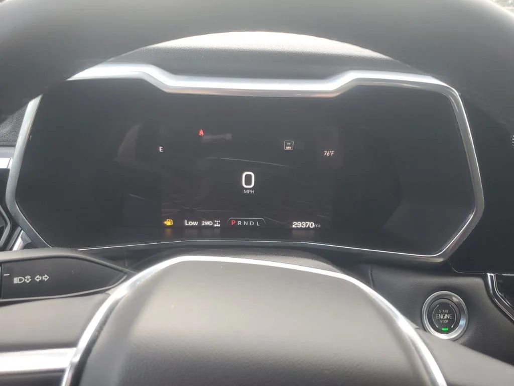 Used 2023 Red GMC Elevation image 21