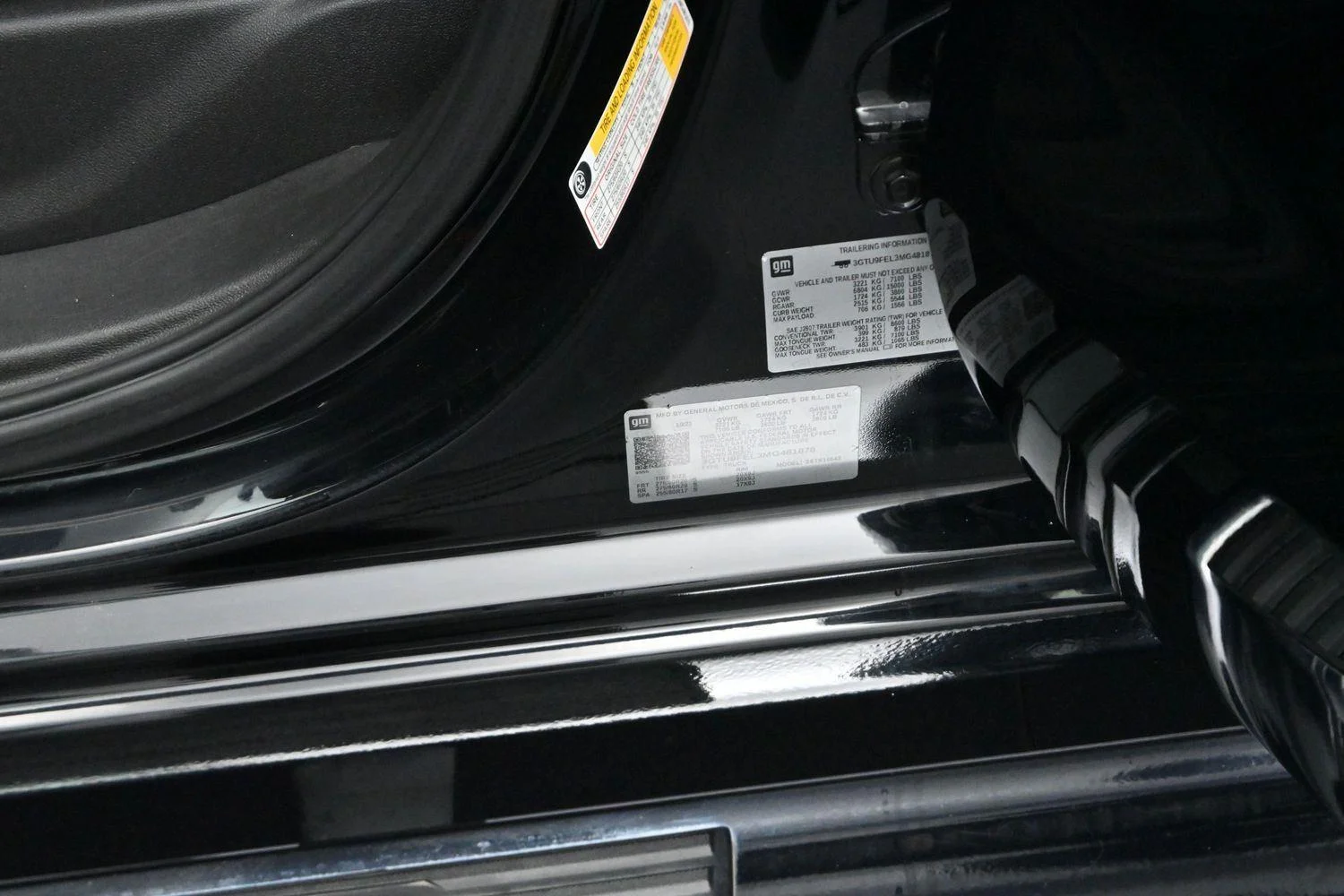 Used 2021 Onyx Black GMC Denali image 40